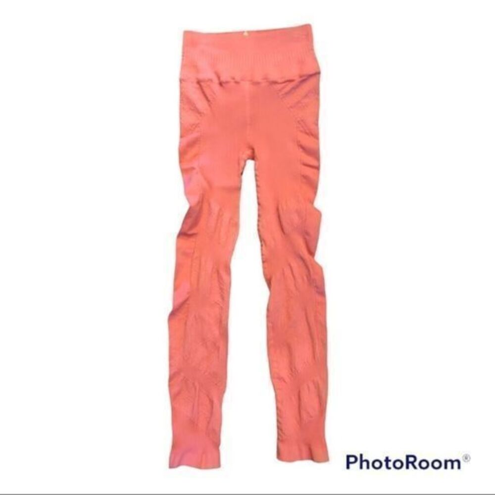 Free people‎ rose pink ribbed and textured full length leggings medium